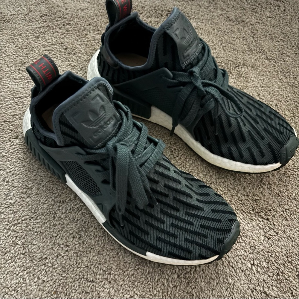 Adidas - Picture 3 of 4
